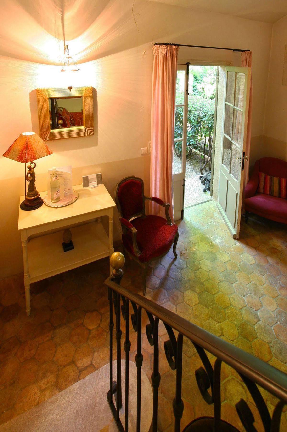La Maison Du Village Saint-Rémy-de-Provence Esterno foto