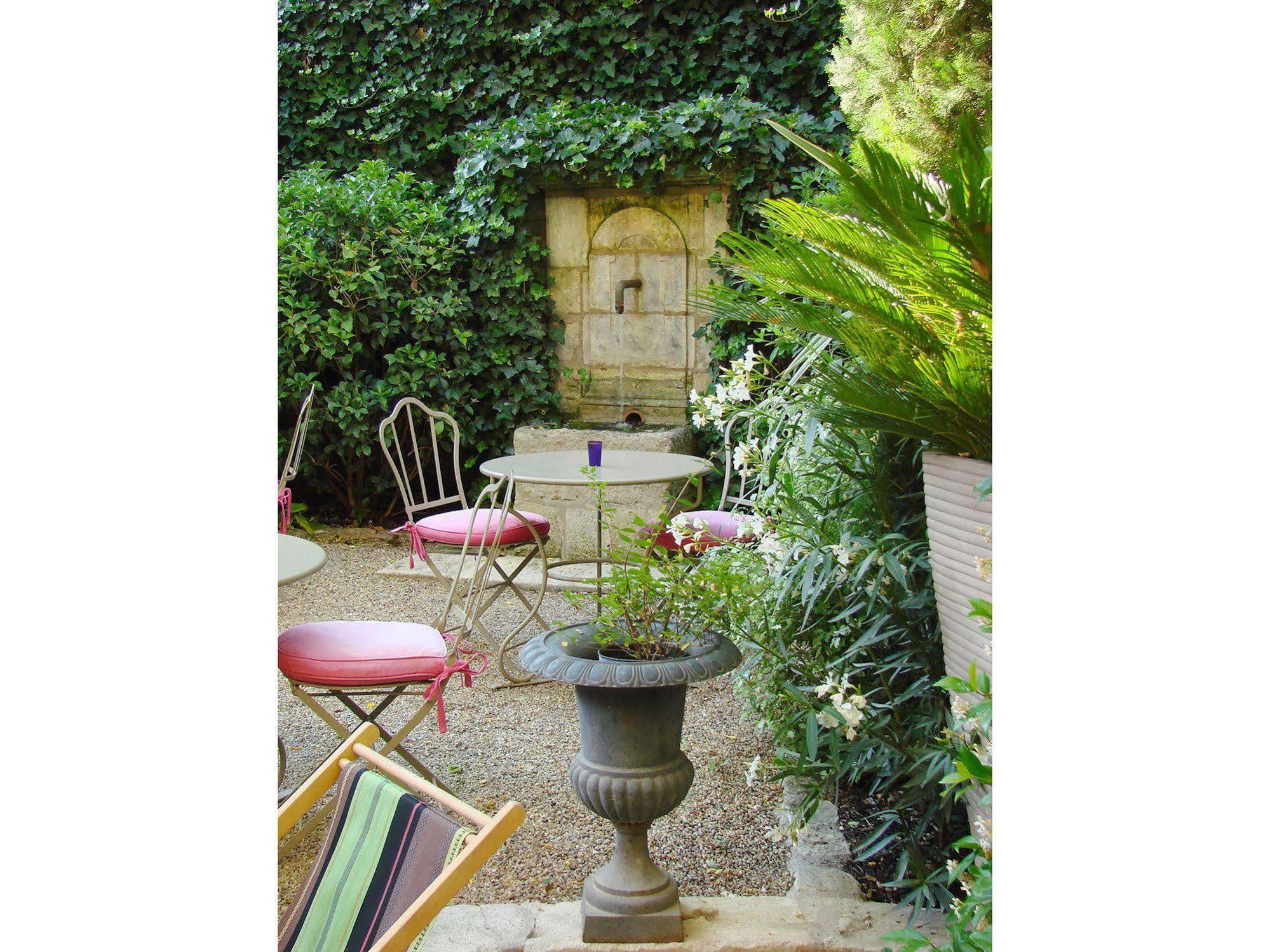 La Maison Du Village Saint-Rémy-de-Provence Esterno foto